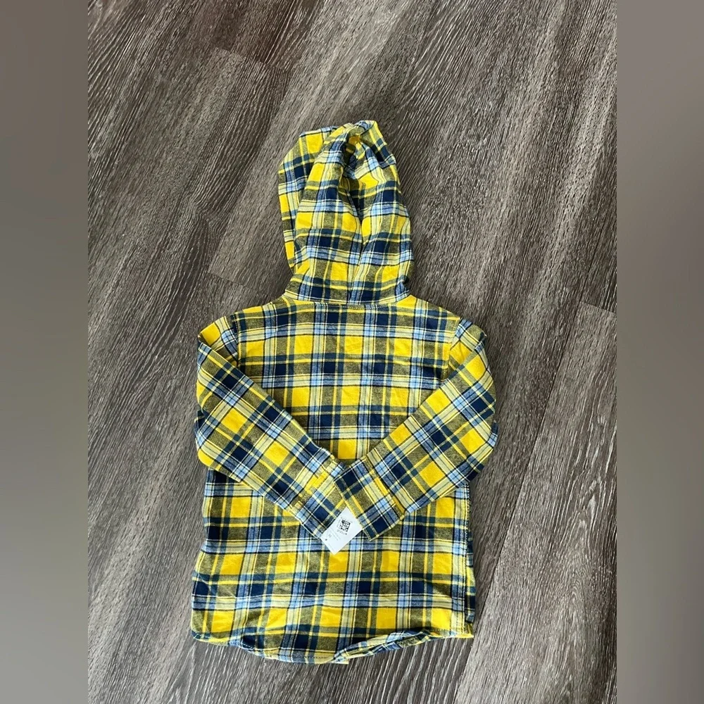 NWT - Carter’s - Button Down Plaid Hooded Shirt‎